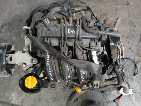 MOTEUR RENAULT ESSENCE - Vue 2